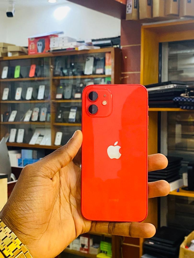 iPhone 12