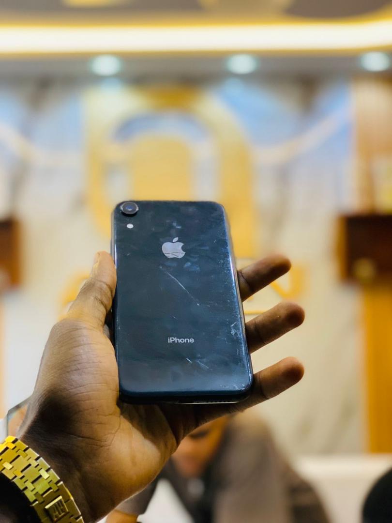 iPhone XR
